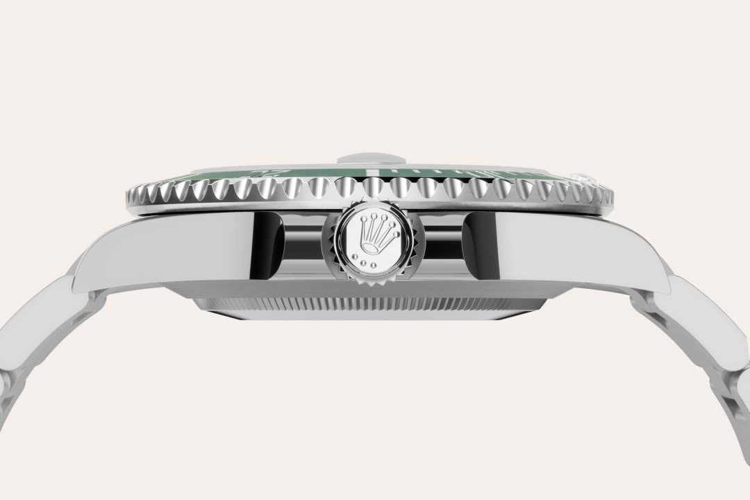 rolex Submariner Date in Oystersteel M126610LV-0002* - Michaud