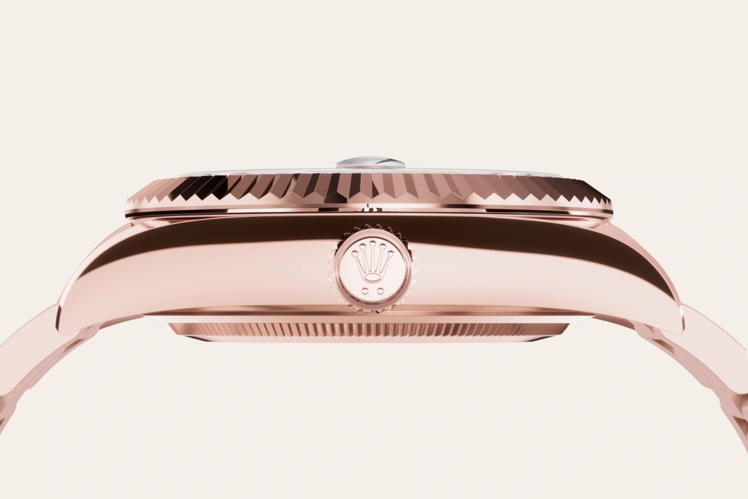 rolex Sky-Dweller in 18 ct Everose gold M336935-0001* - Michaud