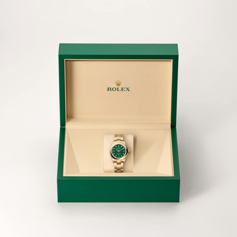 Rolex Oyster Perpetual 28 in 18 ct yellow gold M276208-0002* - Michaud