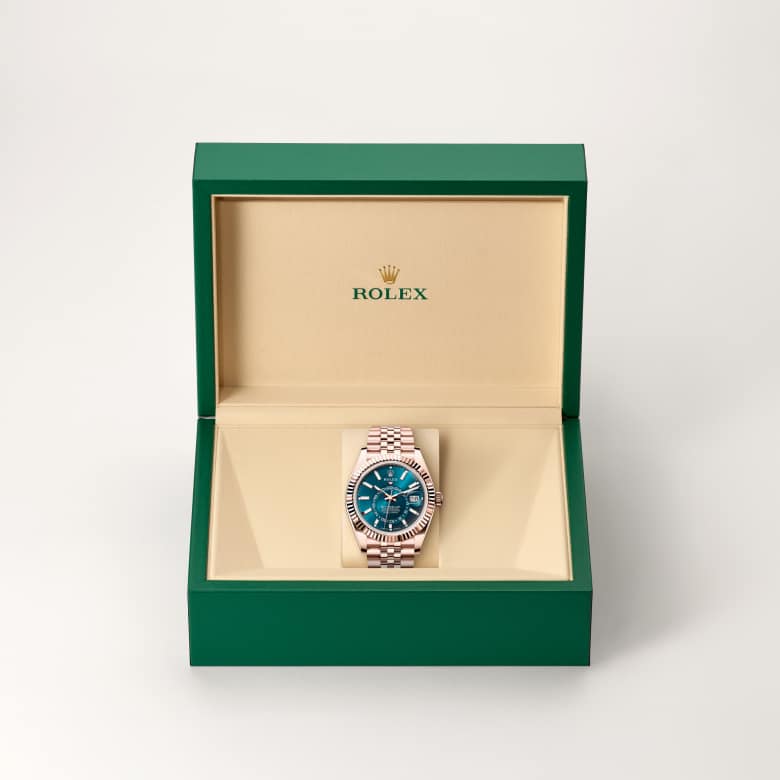 Rolex Sky-Dweller in 18 ct Everose gold M336935-0005* - Michaud